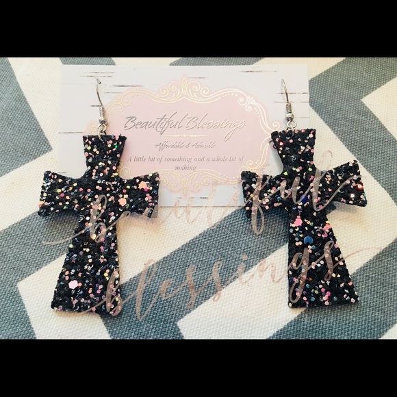 ‼️New‼️😍Black PU Leather Glitter Earrings - Picture 1 of 1